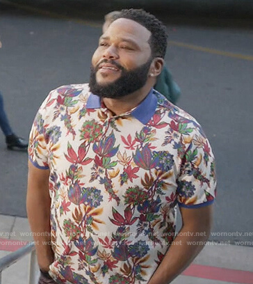 Andre’s white floral polo on Black-ish