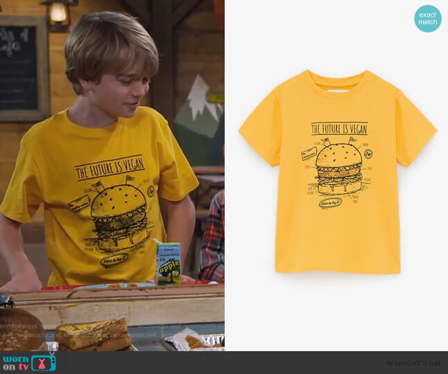 Zara Hamburger T-Shirt worn by Finn Sawyer (Will Buie Jr) on Bunkd