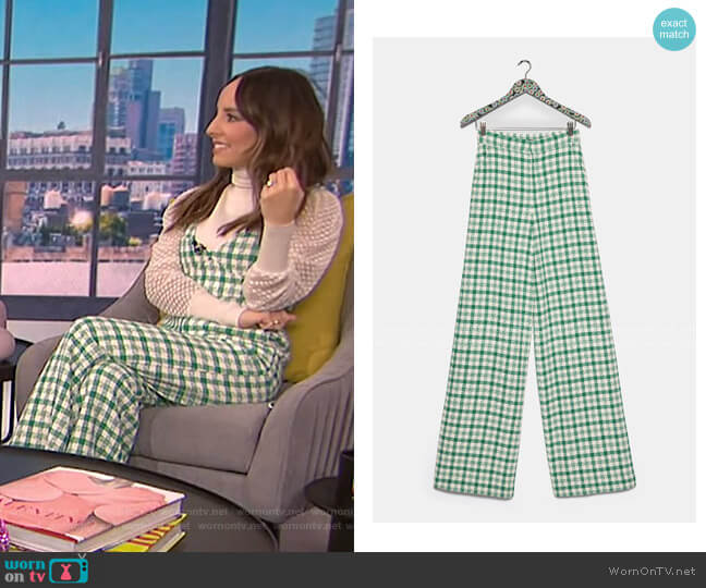 Zara Plaid Tweed Pants worn by Lilliana Vazquez on E! News
