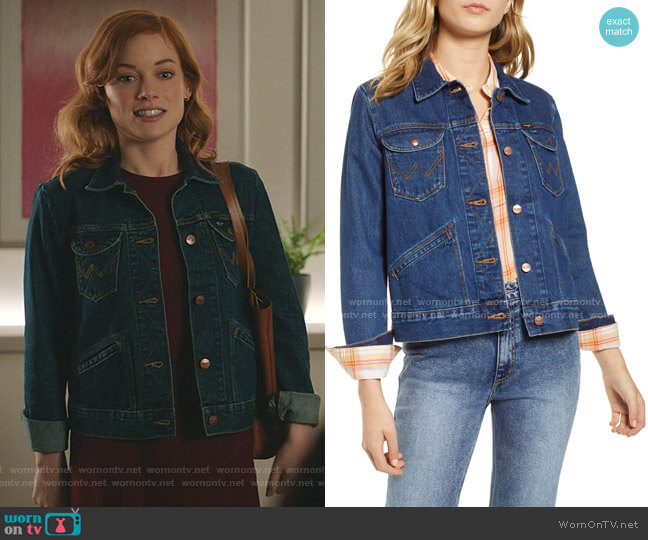 Wrangler Icons 124WJ Denim Jacket worn by Zoey Clarke (Jane Levy) on Zoeys Extraordinary Playlist