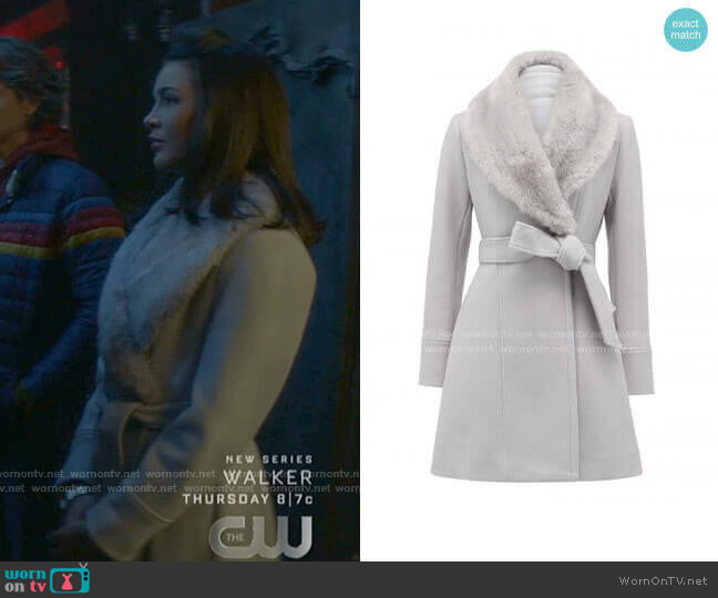Forever New Emilia Coat worn by Bess (Maddison Jaizani) on Nancy Drew