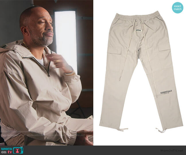 Essentials Fear of God Nylon Cargo Pants worn by Kenya Barris (Kenya Barris) on BlackAF