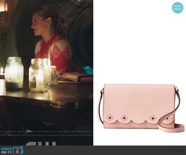 Kate Spade Magnolia Eyelet Crossbody Bag worn by Betty Cooper (Lili Reinhart) on Riverdale