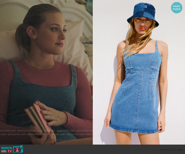 BDG Structured Scoop Neck Mini Dress worn by Betty Cooper (Lili Reinhart) on Riverdale