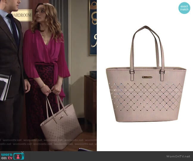 Michael Kors Violet Bag worn by Summer Newman (Hunter King) on The Young and the Restless