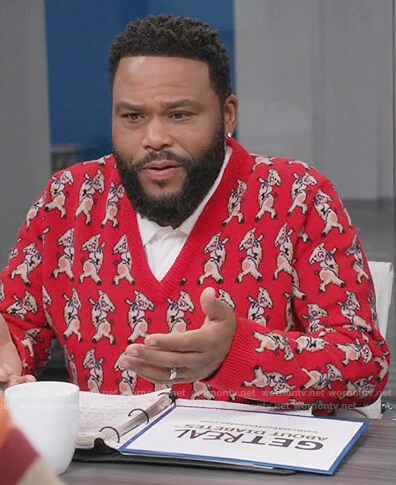 Andre’s red pig v-neck sweater on Black-ish
