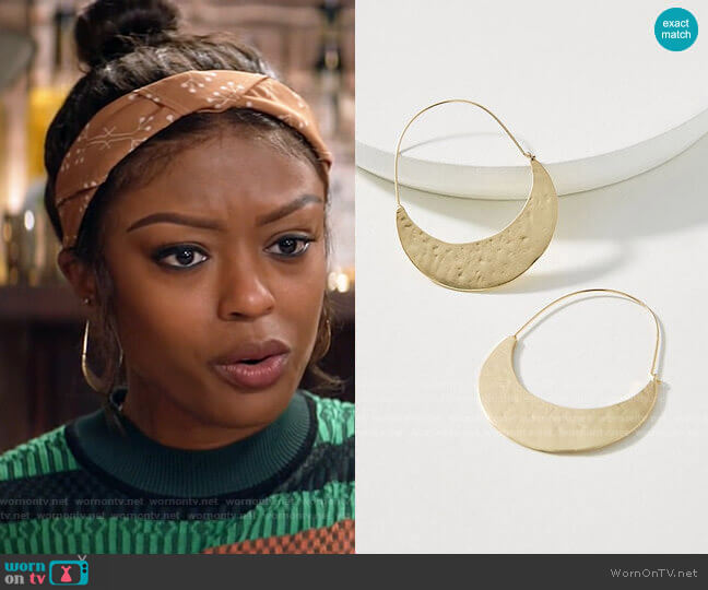 Crescent Hoop Earrings from Anthropologie worn by Ali Finer (Javicia Leslie) on God Friended Me