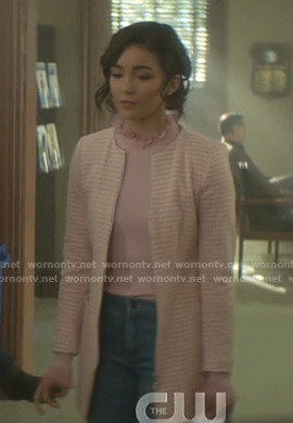 Bess’s pink frilled neck sweater on Nancy Drew