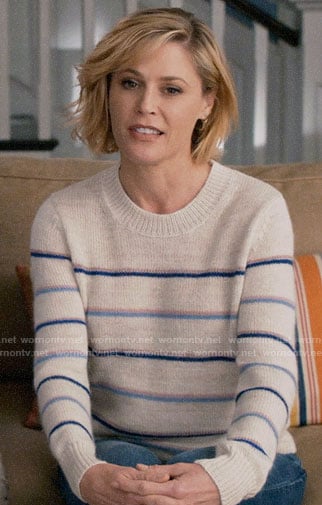 Claire’s striped sweater on Modern Family