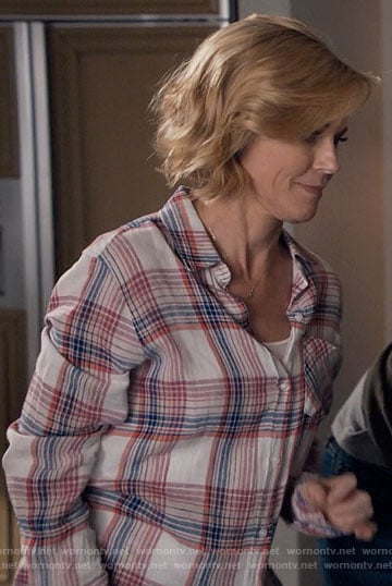 Claire’s white and pink plaid shirt on Modern Family