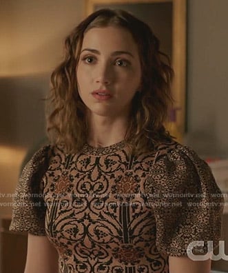 Heidi’s beige print puff sleeve top on Dynasty