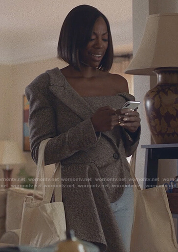 Issa’s asymmetric blazer on Insecure
