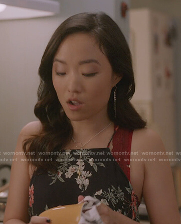 Kim’s cloud and bolt necklace on Kims Convenience