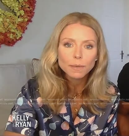Kelly’s navy floral short sleeve pajamas on Live with Kelly and Ryan