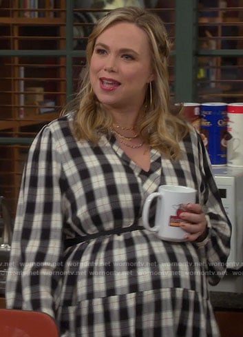 Kristin’s white plaid tunic dress on Last Man Standing