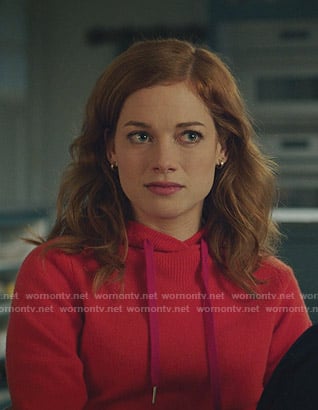 Zoey’s red hoodie on Zoeys Extraordinary Playlist