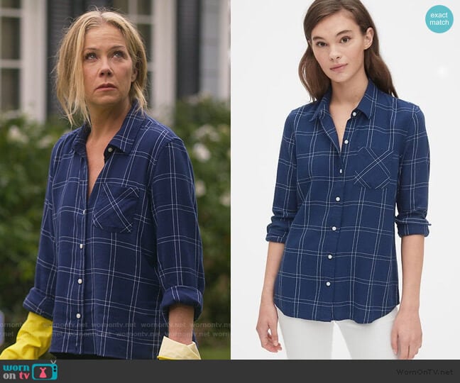 Gap Blue Plaid Flannel worn by Jen Harding (Christina Applegate) on Dead to Me