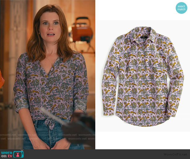 J. Crew Silk Button up Shirt in Tiger Floral worn by Maddie Townsend (JoAnna Garcia Swisher) on Sweet Magnolias