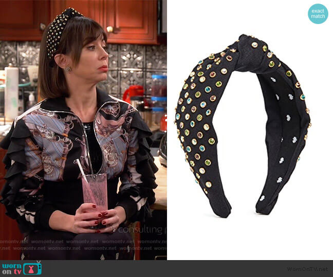 Lele Sadoughi Multicolor Crystal Headband worn by Elizabeth (Natasha Leggero) on Broke