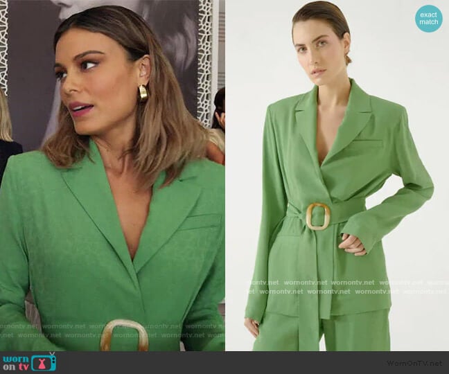 Materiel Belted Viscose Jacquard Blazer worn by Noa Hamilton (Nathalie Kelley) on The Baker and the Beauty
