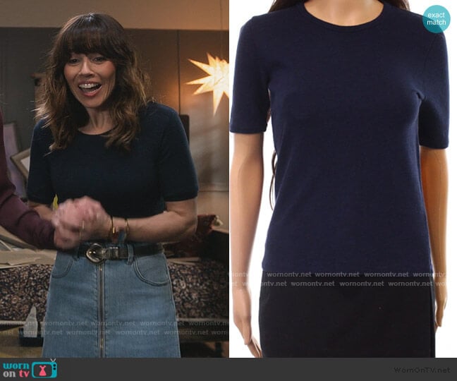 Madewell Scoop Neck Tee worn by Judy Hale (Linda Cardellini) on Dead to Me