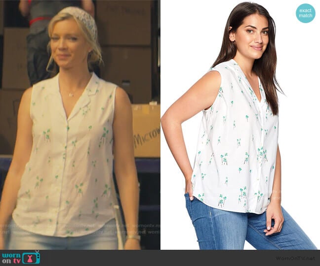 NYDJ Button Detail Top in Three Palms Optic White worn by Barbara Whitmore (Amy Smart) on Stargirl