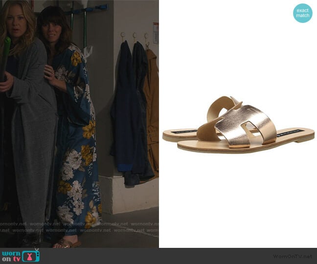 Steve Madden Greece Sandal worn by Judy Hale (Linda Cardellini) on Dead to Me