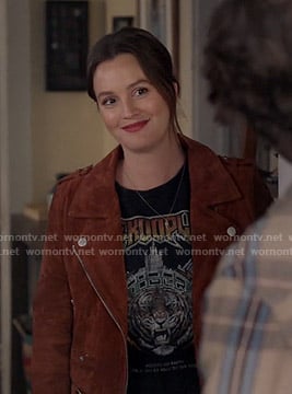 Angie’s tiger print tee and suede moto jacket on Single Parents