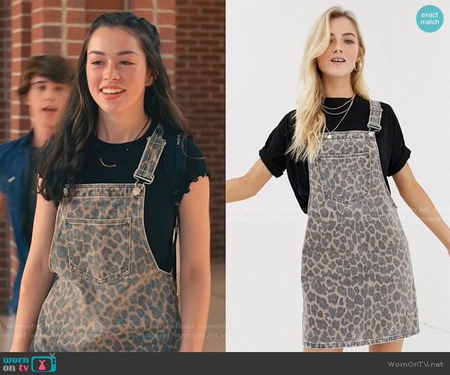 Only Leopard Denim Overall Dress worn by Annie Sullivan (Anneliese Judge) on Sweet Magnolias