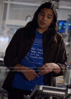 Cisco’s blue All These Open Windows But No Fresh Air T-Shirt on The Flash