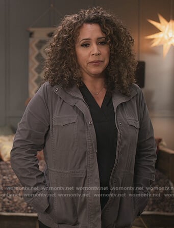 Detective Ana’s gray utility jacket on Dead to Me