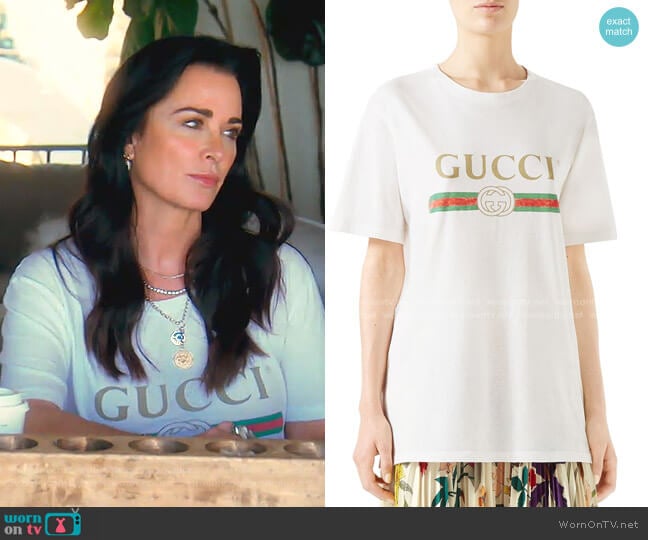 Gucci Logo T-Shirt worn by Kyle Richards on The Real Housewives of Beverly Hills