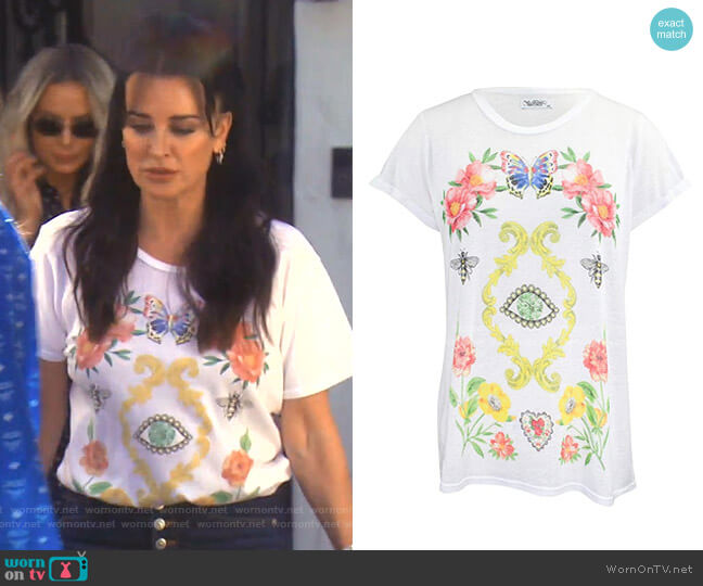 Lauren Moshi Magic Eye Floral Tee worn by Kyle Richards on The Real Housewives of Beverly Hills
