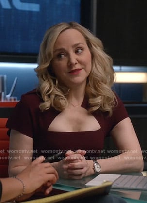 Marissa’s burgundy short sleeve dress on Bull