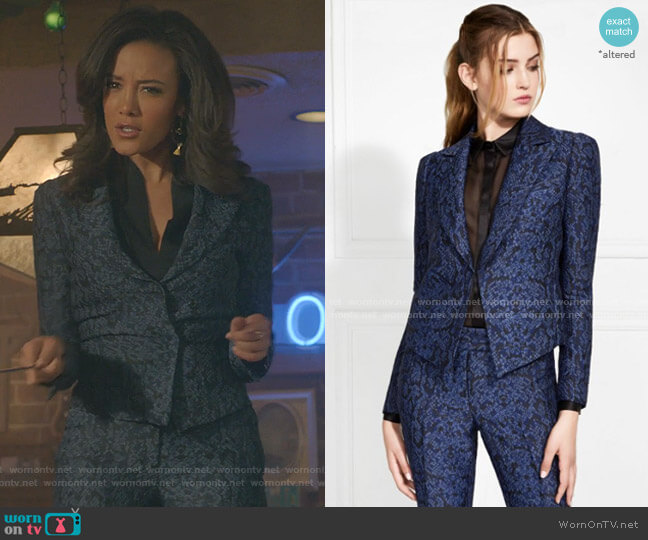 Rachel Zoe Faustine Snake Printed Blazer worn by Maria DeLuca (Heather Hemmens) on Roswell New Mexico