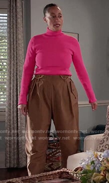 Rainbow’s brown cropped cargo pants on Black-ish