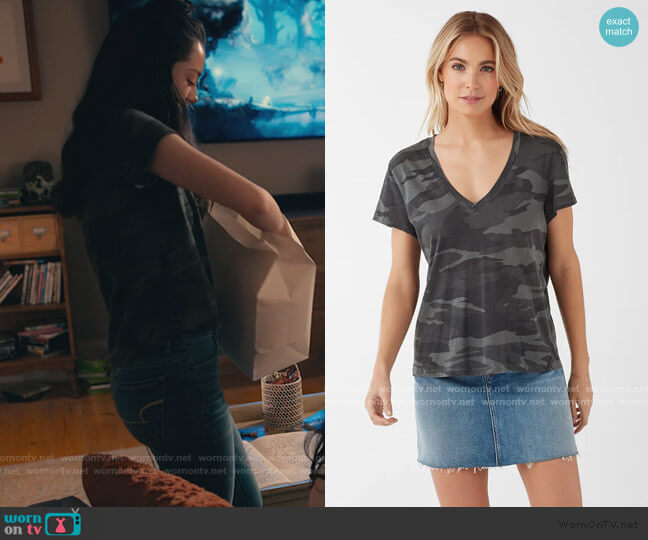 Splendid Kate V Neck in Camo worn by Annie Sullivan (Anneliese Judge) on Sweet Magnolias