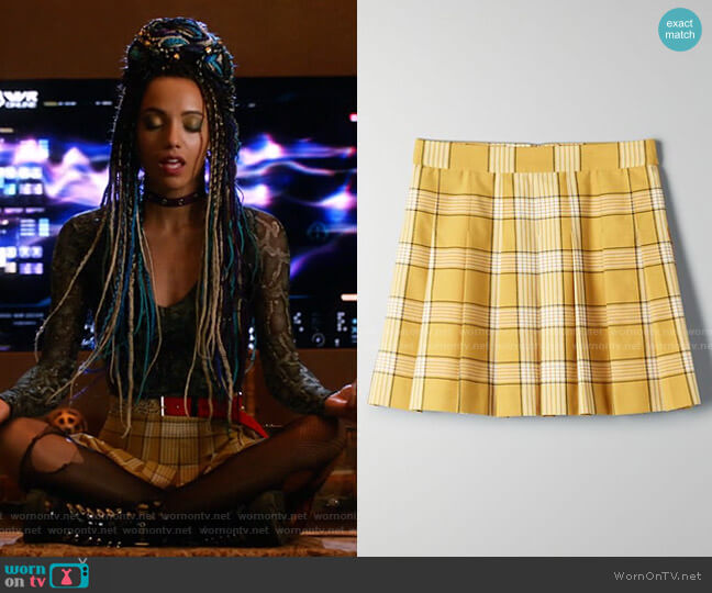 Sunday Best Olive Skirt worn by Charlie (Maisie Richardson-Sellers) on Legends of Tomorrow