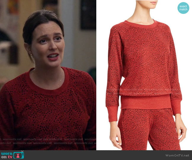 Sundry Star Print Sweatshirt worn by Angie (Leighton Meester) on Single Parents