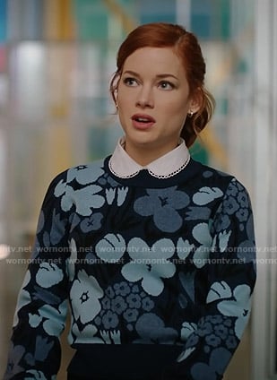 Zoey’s blue floral sweater on Zoeys Extraordinary Playlist
