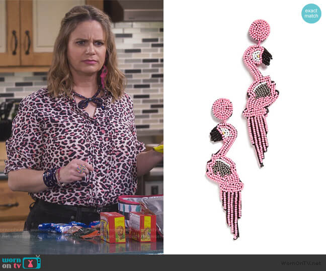 Kenneth Jay Lane Pink Flamingo Earrings worn by Kimmy Gibbler (Andrea Barber) on Fuller House