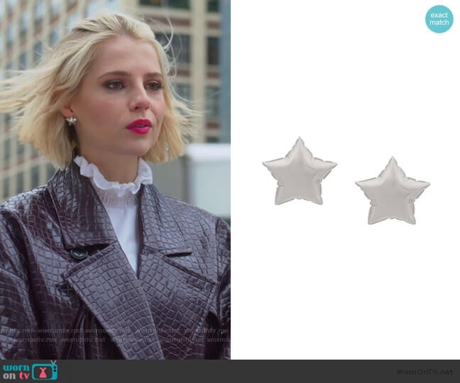 Marc Jacobs Balloon Star earrings worn by Astrid (Lucy Boynton) on The Politician