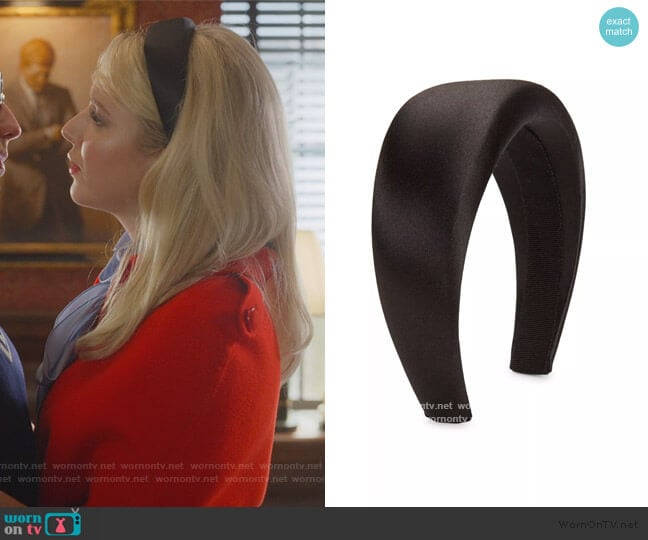 Prada Cerchietto Wide Padded Satin Headband worn by Alice (Julia Schlaepfer) on The Politician