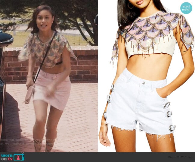 Topshop Scalloped Beaded Cape worn by Sophia Greenleaf (Desiree Ross) on Greenleaf