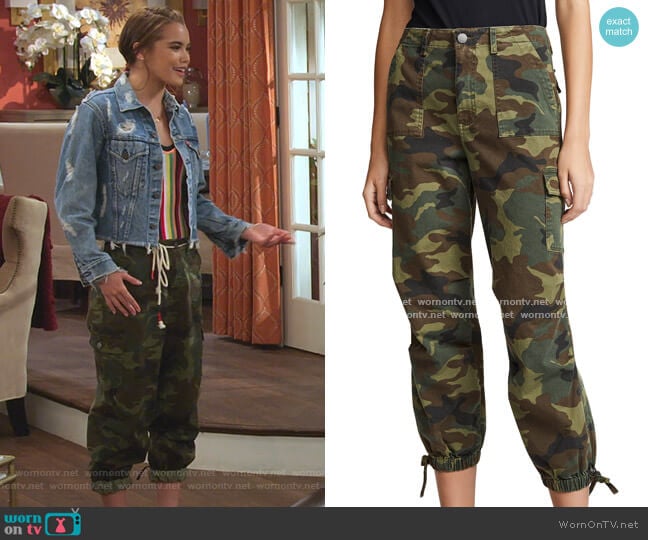 Alice + Olivia High Waist Cargo Pants worn by Alexa Mendoza (Paris Berelc) on Alexa & Katie