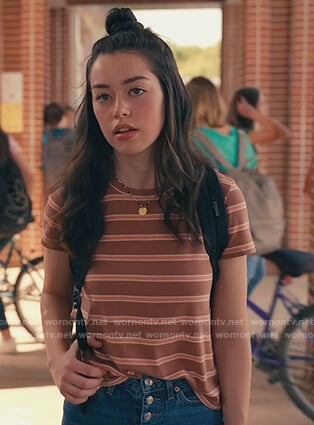 Annie’s brown striped tee on Sweet Magnolias