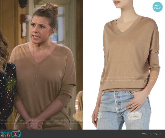 Derek Lam Enzyme Cashmere Sweater worn by Stephanie Tanner (Jodie Sweetin) on Fuller House