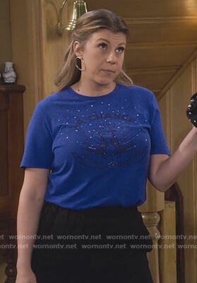 Stephanie’s blue La Chance tee on Fuller House