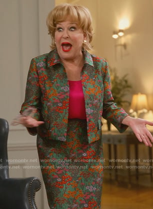 Hadassah’s green floral blazer and skirt on The Politician