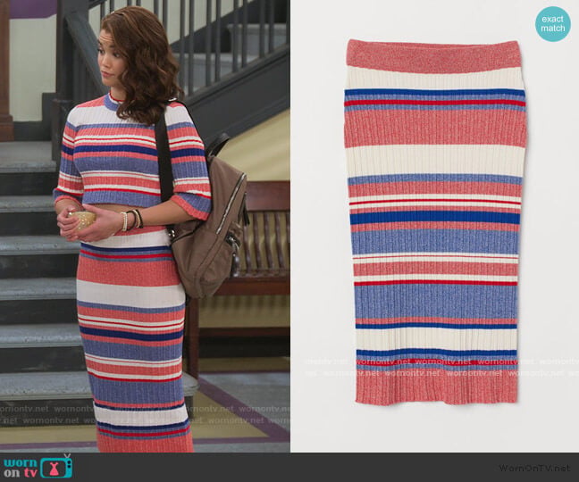 H&M Rib-knit Skirt worn by Alexa Mendoza (Paris Berelc) on Alexa & Katie